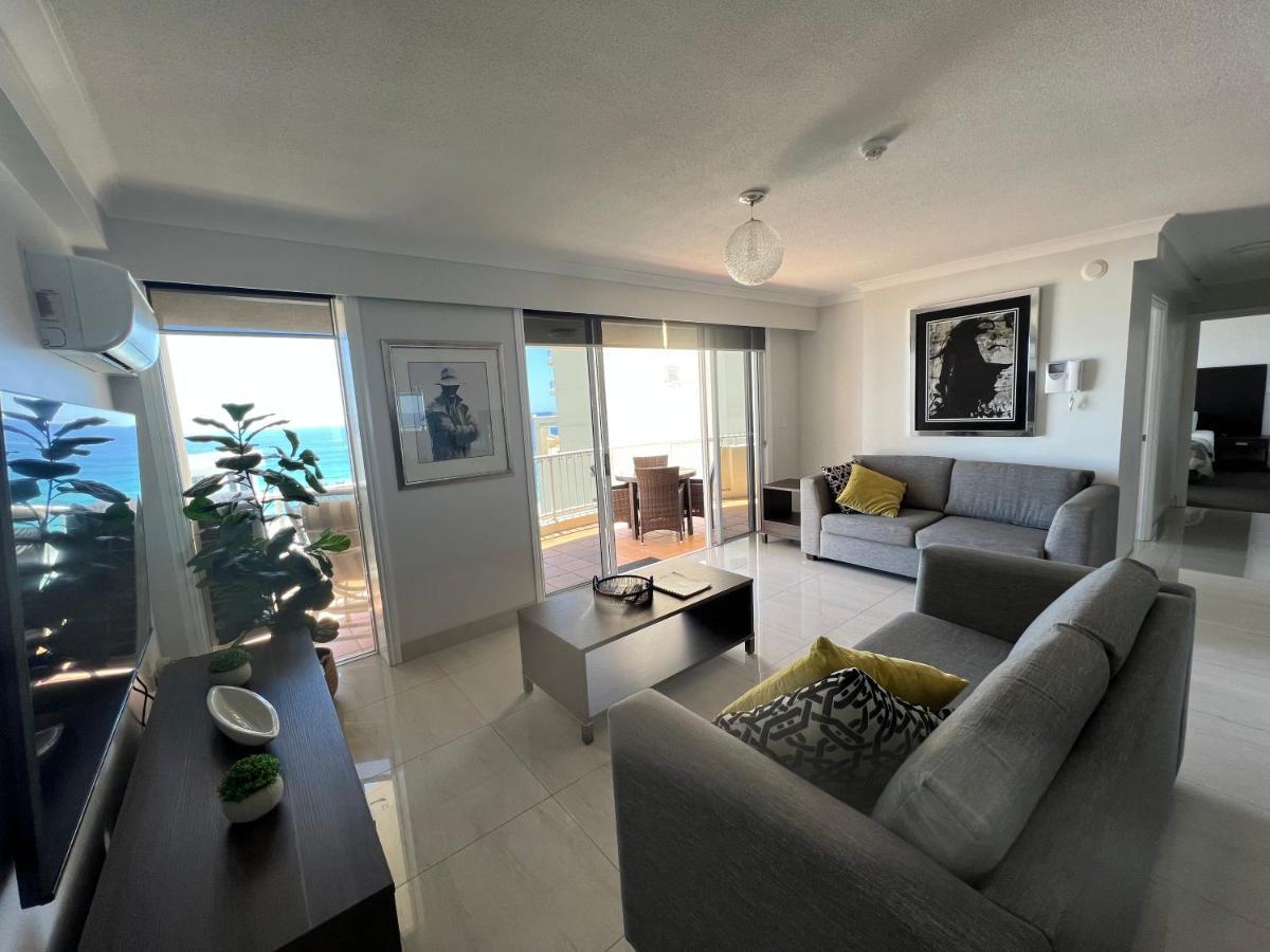 Stunning 2 Bedroom Ocean View Apartment Голд-Кост Екстер'єр фото